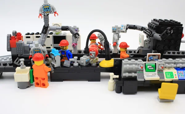 Lego minifigure farklı yazı