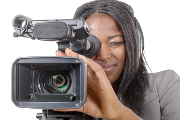 Jovens mulheres afro-americanas com câmera de vídeo profissional — Fotografia de Stock