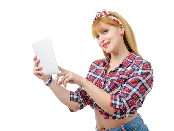 Portret van een mooi meisje in retro stijl met tablet — Stockfoto