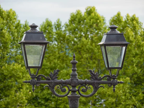 Farolas vintage en Pau city, Francia — Foto de Stock