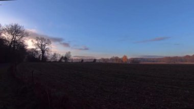 Fransa 'nın kırsal kesimlerinde sonbahar, Pireneler Atlantik' te