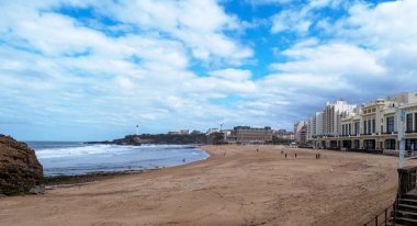 Bir Biarritz şehri ve ünlü kumsalları