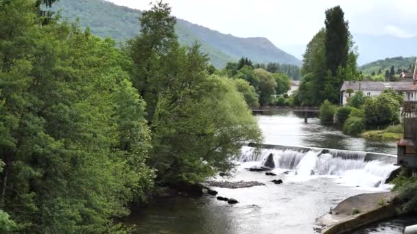 Rio Salat Saint Girons Ariege Midi Pyrenees Sul França — Vídeo de Stock