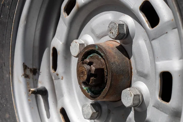 Close Wheel Old Vintage Car — Stock Photo, Image