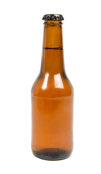 瓶啤酒被隔绝在白色背景上 — 图库照片