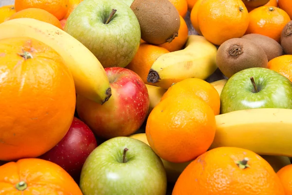 Zamknij się z różnych owoców sezonowych — Zdjęcie stockowe