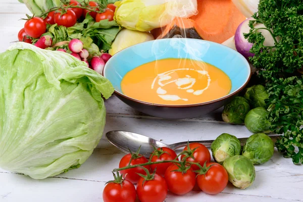 Assiette de soupe aux légumes — Photo