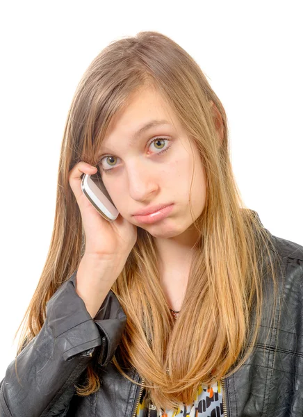 Un adolescente con un cellulare — Foto Stock