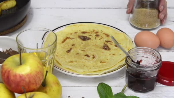 Suiker pannenkoek — Stockvideo