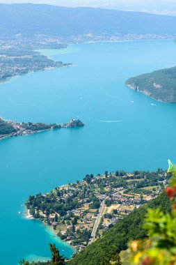 Lake Annecy havadan görünümü