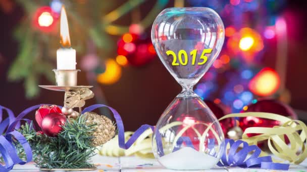 Новий рік 2016, з пісочним годинником і свічками — стокове відео