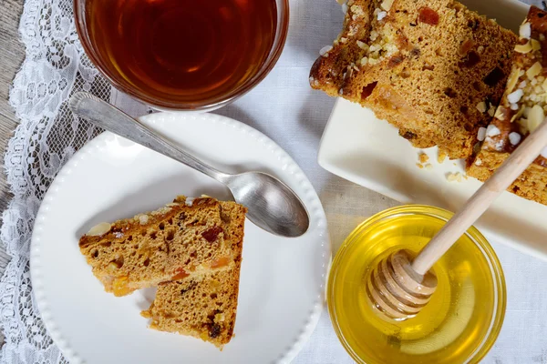 Tea, mézeskalács és mézzel, felülnézet — Stock Fotó