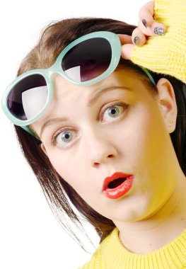 yakın çekim sürpriz güzel kız portresi