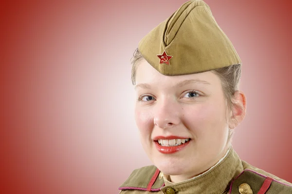 Portret kobiety w rosyjski wojskowy mundur wielki Patri — Zdjęcie stockowe