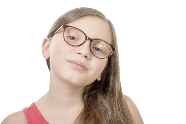 Retrato de niña aislada sobre fondo blanco —  Fotos de Stock