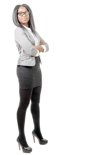 Retrato de una mujer de negocios afroamericana sonriendo, sobre blanco — Foto de Stock