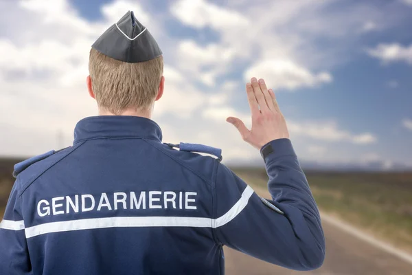 Französischer Polizist am Straßenrand — Stockfoto