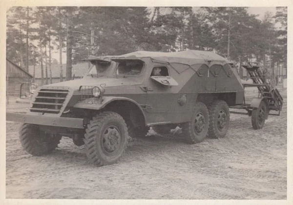 Soviet Armored Personnel Carrier Btr 152 Pmr Trailer Old Photo — Stock Photo, Image