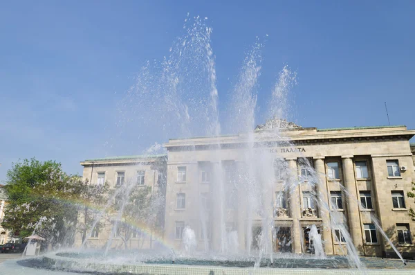 gökkuşağı ile güzel fıskiye