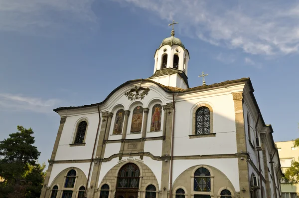 Igreja no centro da cidade de Gabrovo, Bulgária — Fotografia de Stock