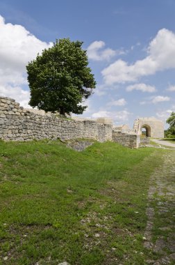 Antik şehir Shumen, Bulgaristan yakın bir ortaçağ kalesi kalıntıları