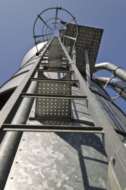 Emanet metal merdiven için kişisel bakış açısı