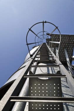 Emanet metal merdiven için kişisel bakış açısı