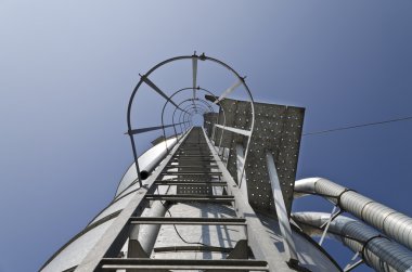 Emanet metal merdiven için kişisel bakış açısı