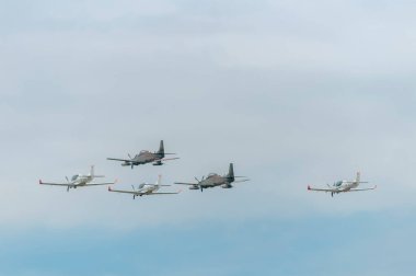 FAE yıldönümünde bir Ekvador Hava Kuvvetleri filosunun yer görüntüsü.