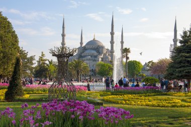 Ünlü Sultanahmet Camii