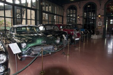 Klasik Otomobiller