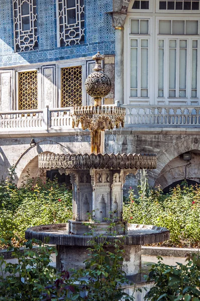 Fontän från Topkapi Palace — Stockfoto