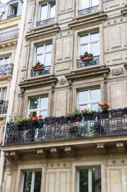 Eski konut bina açık, Paris.