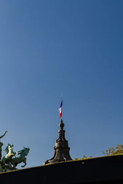 Γαλλική σημαία στο λυκόφως — Φωτογραφία Αρχείου