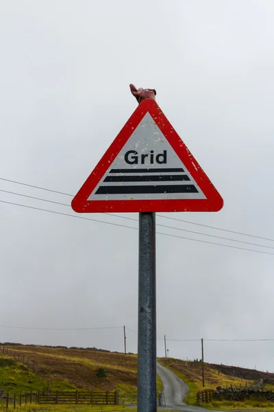 Road warning signs, Grid farm stock cattle — Stock Photo, Image