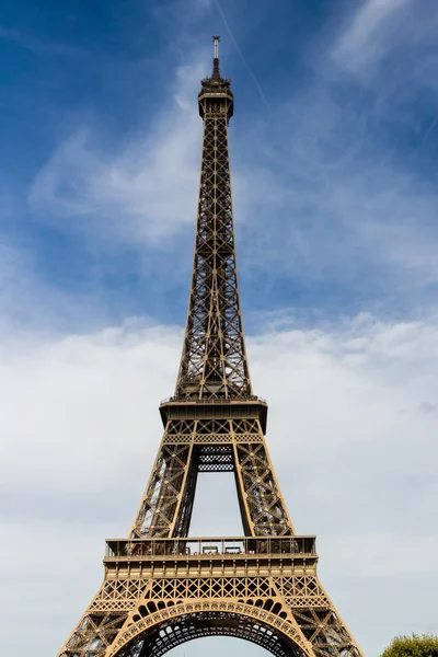 Torre Eiffel contra horizonte — Foto de Stock