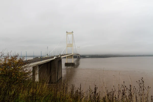 The Severn Bridge, suspension bridge connecting Wales with Engla — Stock Photo, Image