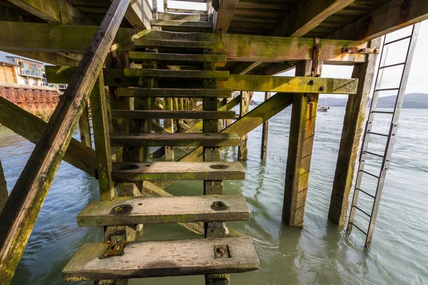 Steps beneath jetty — Stock Photo, Image