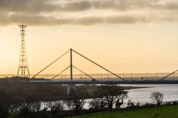 Wye Bridge Bär M48 Morgonen Ljus Med Pylon Landskap Suddig — Stockfoto