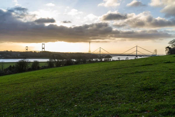 Luz Mañana Detrás Del Puente Colgante Severn Crossing Sobre Paisaje —  Fotos de Stock