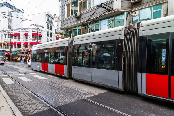 Isztambul Törökország Villamos Hudavendigar Caddesi Úton 2019 Október Isztambulban Törökországban — Stock Fotó