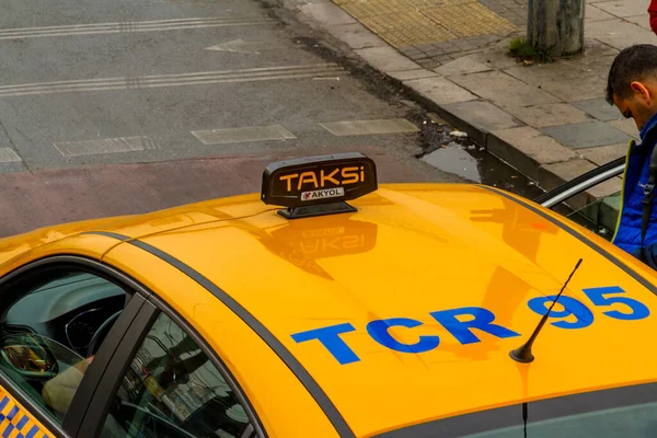 Istanbul Türkei Dach Eines Gelben Taxis Oktober 2019 Istanbul Türkei — Stockfoto