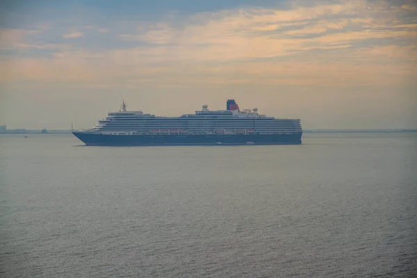 Weymouth August 2020 Cunard Cruise Ship Queen Elizabeth Afgemeerd Bij — Stockfoto