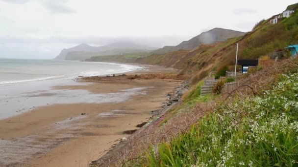 Blick Über Den Erdrutsch Bei Nefyn Llyn Peninsula Wales Das — Stockvideo