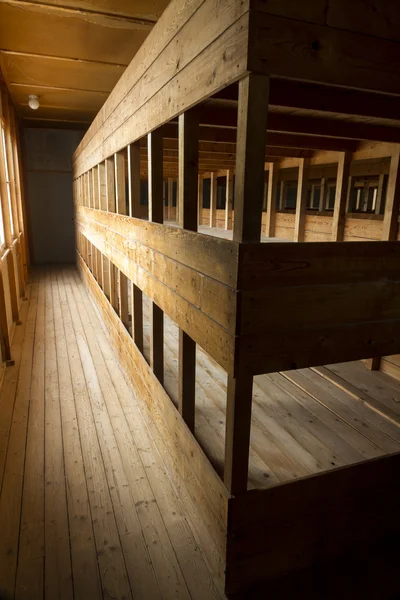 Replica triple bunks. Dachau Concentration Camp. — Stock Photo, Image