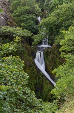 Llanberis Falls, Ceunant Mawr şelale