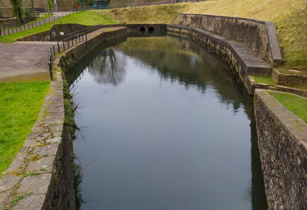 Neath Canal bassäng, Resolven. — Stockfoto