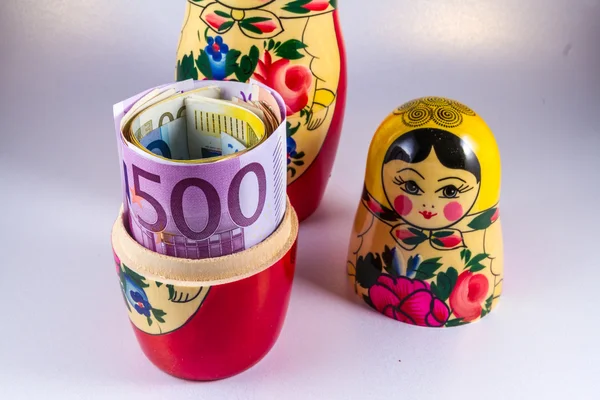 러시아 손-러시아에 50 유로 지폐에에서 유럽 돈 — 스톡 사진