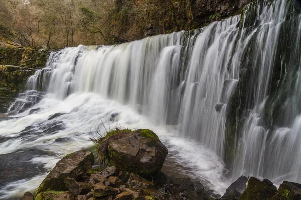 Sgwd isaf clun-gwyn Wasserfall. auf dem Fluss afon mellte south wa — Stockfoto