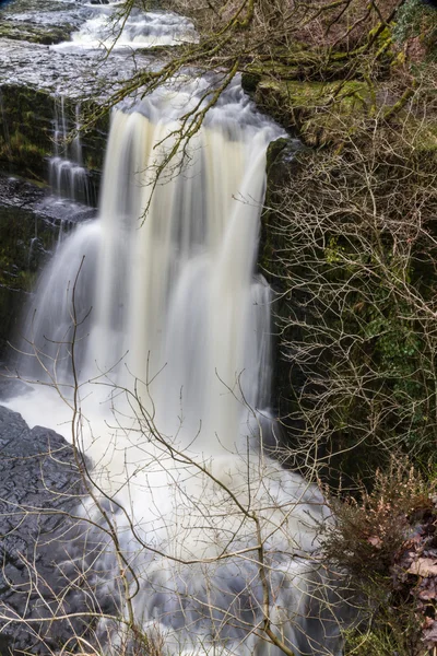 Sgwd clun-gwyn Wasserfall. auf dem Fluss afon mellte south wales, — Stockfoto